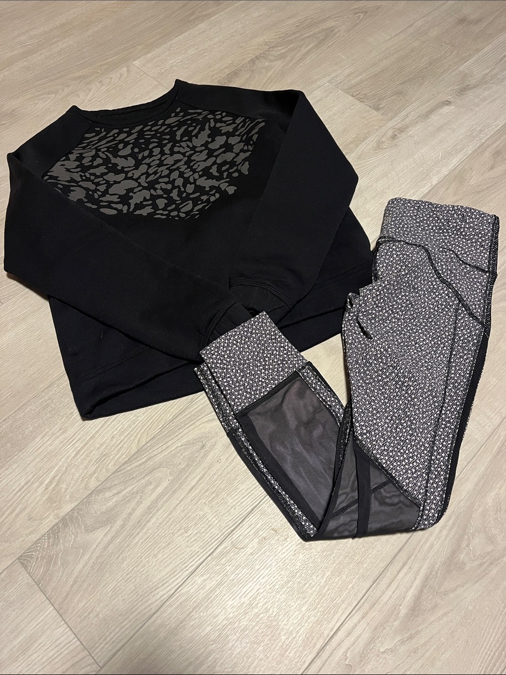 lululemon athletica Black Sweatshirt with Patterned Gray Leggings